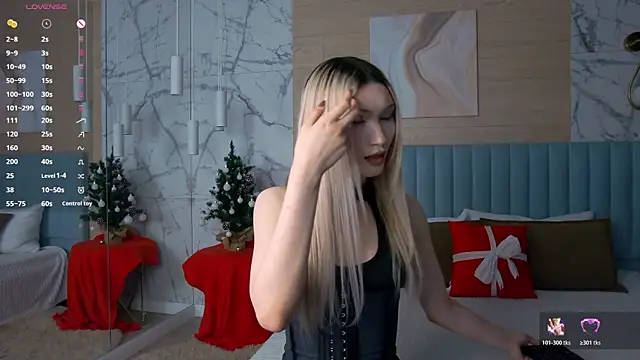 Snapshot of CarolReeves chatting on 9, 1, 2026 CarolReeves online show from 9, 1, 2026