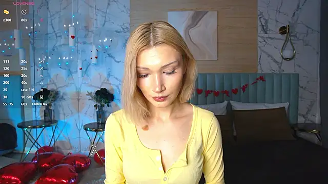 Snapshot of CarolReeves chatting on 12, 2, 2026 CarolReeves online show from 12, 2, 2026