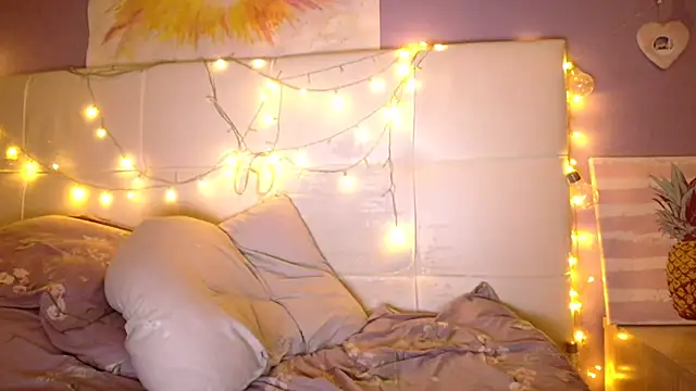 Snapshot of sexxxyreddx chatting on 23, 11, 2025 sexxxyreddx online show from 23, 11, 2025