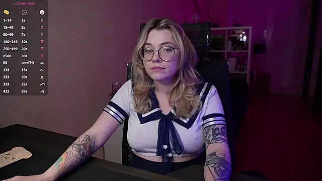 Snapshot of RemyCute chatting on 15, 12, 2024 RemyCute online show from 15, 12, 2024