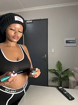 Neelo-Smith online show from 6, 3, 2025