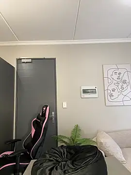 Neelo-Smith online show from 15, 3, 2025