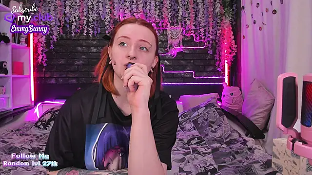 EmmyBunny online show from 18, 2, 2025