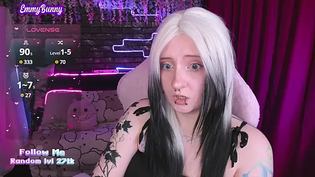 EmmyBunny online show from 13, 3, 2025