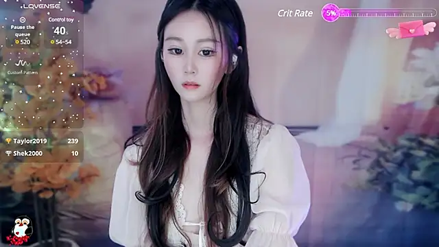 Snapshot of Aimee-520 chatting on 8, 1, 2025 Aimee-520 online show from 8, 1, 2025