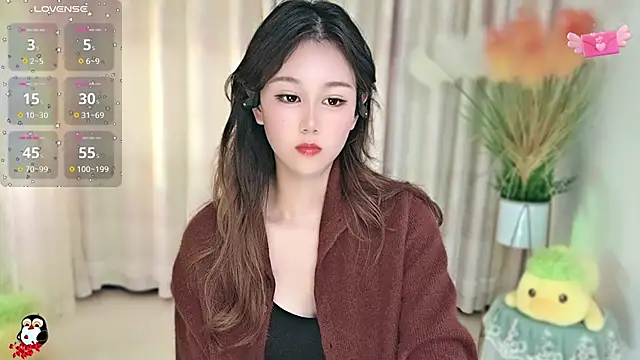 Snapshot of Aimee-520 chatting on 15, 10, 2025 Aimee-520 online show from 15, 10, 2025