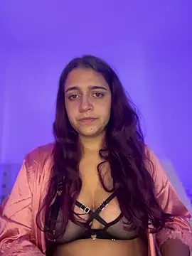 Snapshot of Alicia_Ruiz chatting on 5, 3, 2025 Alicia Ruiz online show from 5, 3, 2025