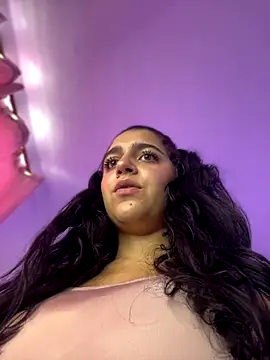 Snapshot of Alicia_Ruiz chatting on 18, 9, 2025 Alicia Ruiz online show from 18, 9, 2025