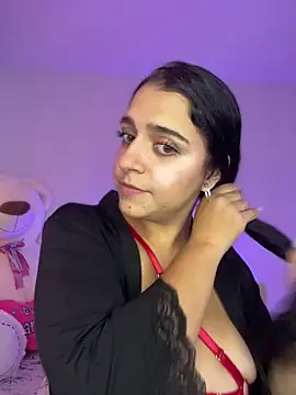 Snapshot of Alicia_Ruiz chatting on 19, 9, 2025 Alicia Ruiz online show from 19, 9, 2025