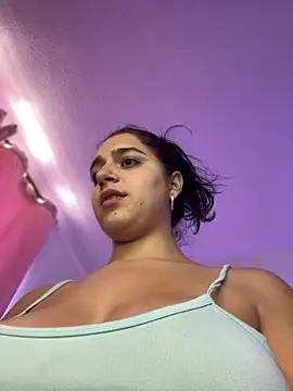 Snapshot of Alicia_Ruiz chatting on 26, 9, 2025 Alicia Ruiz online show from 26, 9, 2025