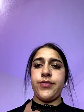 Snapshot of Alicia_Ruiz chatting on 2, 10, 2025 Alicia Ruiz online show from 2, 10, 2025