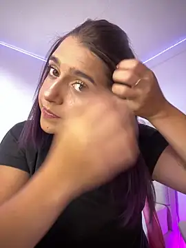 Alicia Ruiz online show from 23, 4, 2026