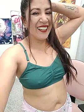 Snapshot of nammy__dirtyhott chatting on 28, 5, 2026 nammy dirtyhott online show from 28, 5, 2026