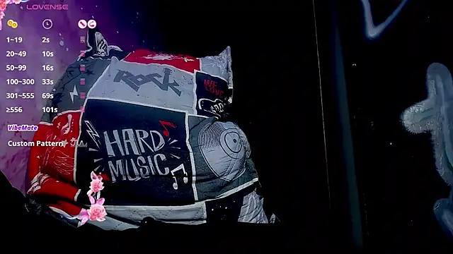 Snapshot of IsabellBigtitsxx chatting on 20, 9, 2025 IsabellBigtitsxx online show from 20, 9, 2025