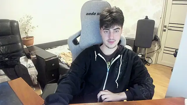 Knuckles17 online show from 28, 11, 2025