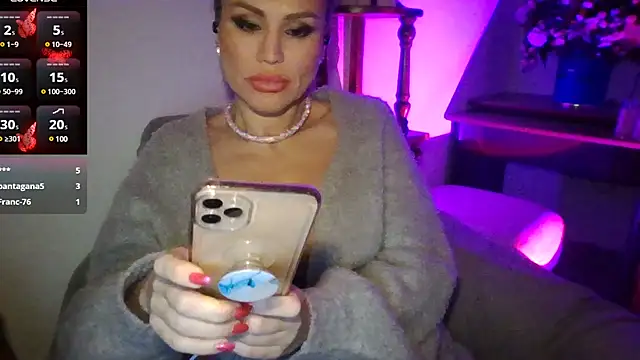 Radmila Queen  online show from 10, 12, 2024