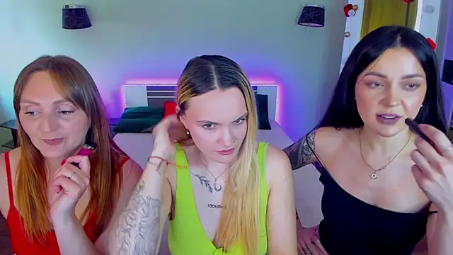 Snapshot of MagicEyess chatting on 4, 6, 2026 MagicEyess online show from 4, 6, 2026