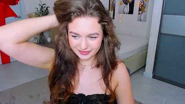 MiracleCurly online show from 5, 2, 2025