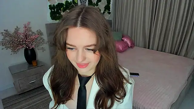 MiracleCurly online show from 13, 3, 2025