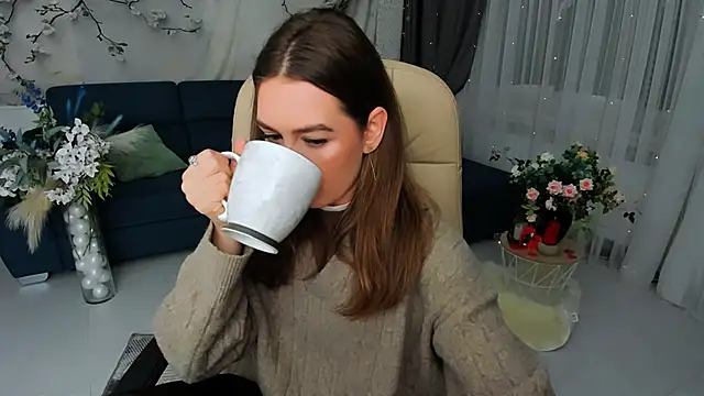 MiracleCurly online show from 27, 4, 2026