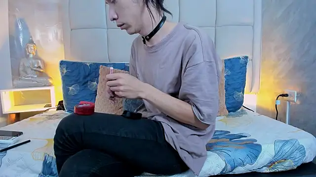 Hecatee 77 online show from 7, 10, 2025