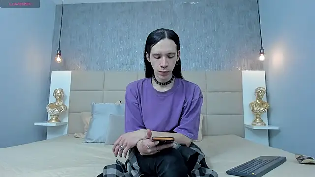 Hecatee 77 online show from 16, 4, 2026