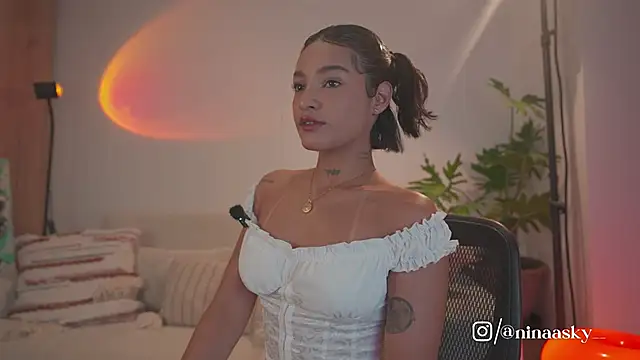 ninaa sky online show from 29, 5, 2026