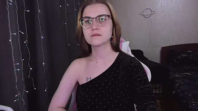 MissBrightShine online show from 22, 2, 2025