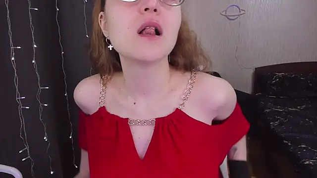 MissBrightShine online show from 16, 3, 2025