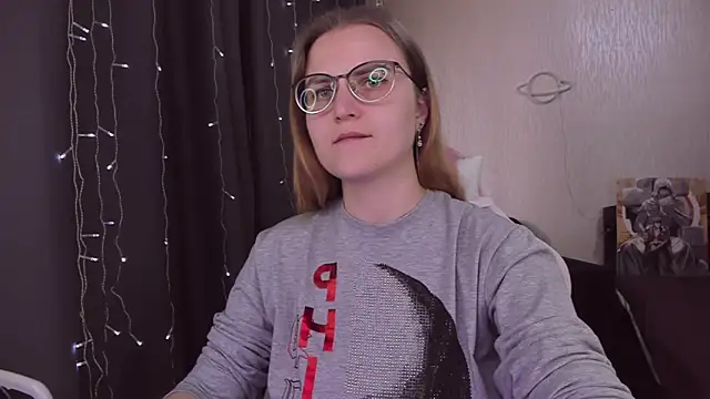 MissBrightShine online show from 4, 10, 2025