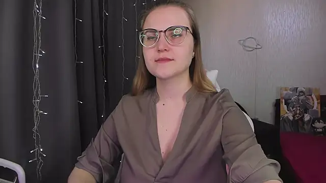 MissBrightShine online show from 14, 2, 2026