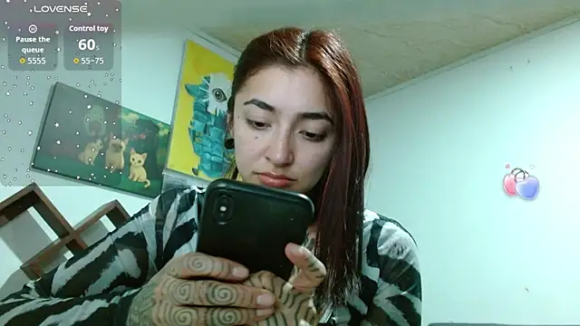 ZoeBakers  online show from 29, 3, 2026