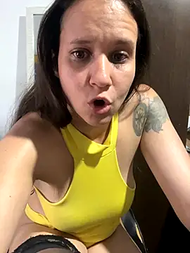 Snapshot of hotcookie28 chatting on 23, 11, 2025 hotcookie28 online show from 23, 11, 2025