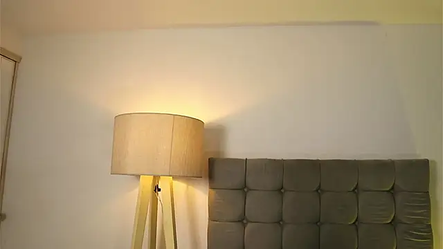 alix bay online show from 25, 2, 2025