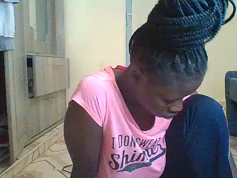 prettychic5 online show from 13, 11, 2025