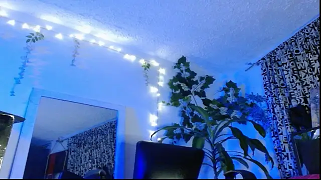 DULCE ZOE online show from 6, 2, 2025