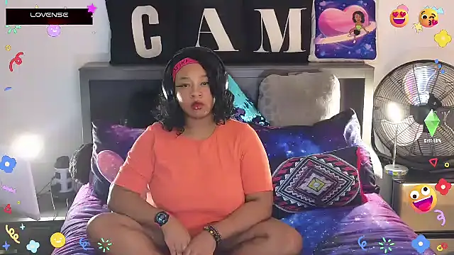 Snapshot of temptressbeauty24 chatting on 12, 3, 2025 temptressbeauty24 online show from 12, 3, 2025