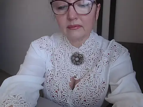 Alma44 online show from 6, 1, 2026