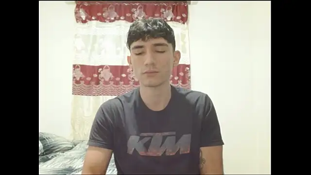 Snapshot of ChicoMaloFfF chatting on 3, 2, 2026 ChicoMaloFfF online show from 3, 2, 2026