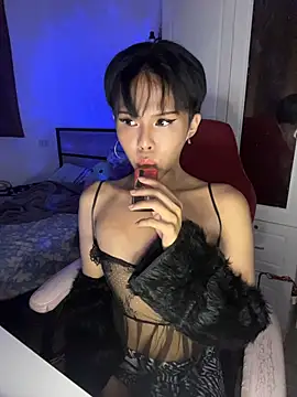 Plaxtique online show from 28, 7, 2026