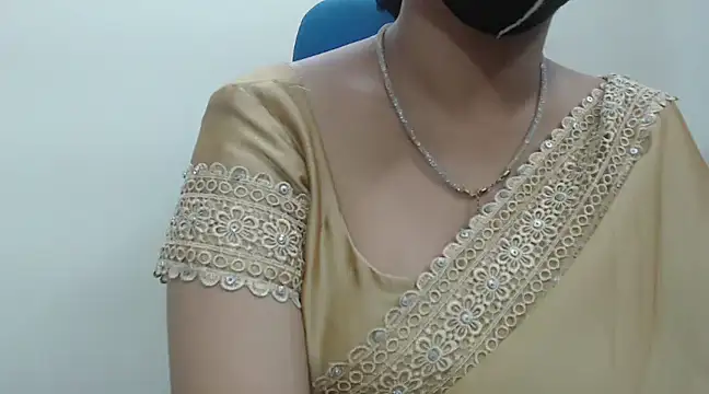 Lovely Siri 23 online show from 25, 1, 2025