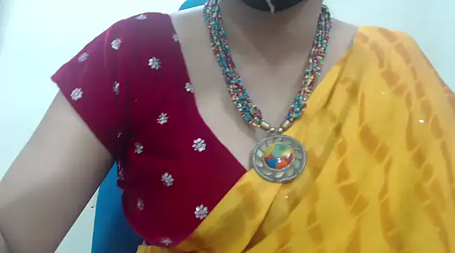 Lovely Siri 23 online show from 1, 2, 2025