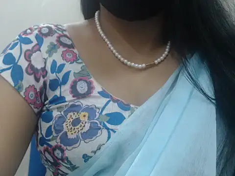 Lovely Siri 23 online show from 12, 7, 2026