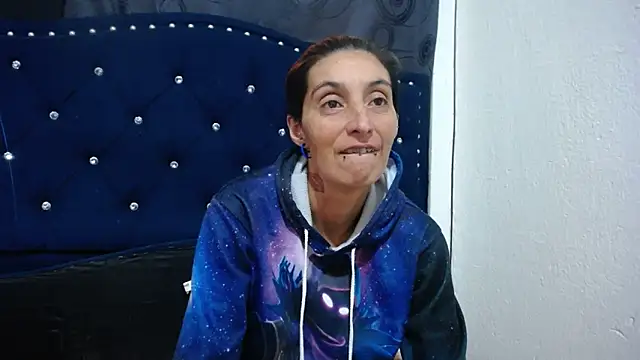 Snapshot of anyu1306 chatting on 16, 1, 2025 anyu1306 online show from 16, 1, 2025