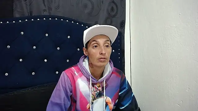 Snapshot of anyu1306 chatting on 1, 3, 2025 anyu1306 online show from 1, 3, 2025