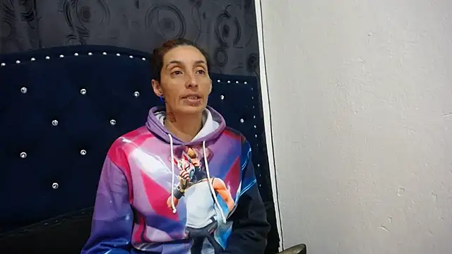 Snapshot of anyu1306 chatting on 13, 3, 2025 anyu1306 online show from 13, 3, 2025