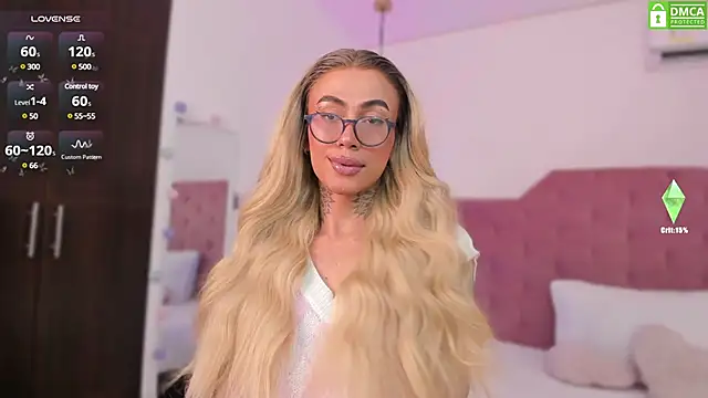 Snapshot of Miss_sagitario chatting on 8, 3, 2025 Miss sagitario online show from 8, 3, 2025