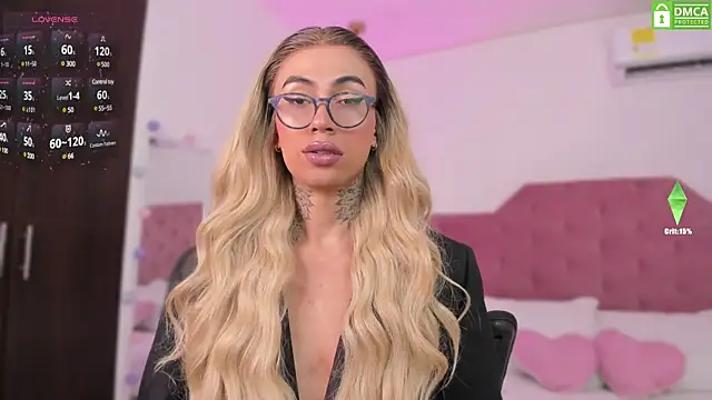 Snapshot of Miss_sagitario chatting on 13, 3, 2025 Miss sagitario online show from 13, 3, 2025