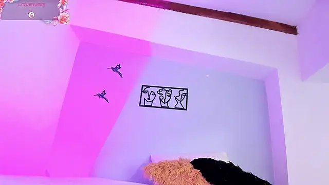 Laura Torres18 online show from 29, 9, 2025