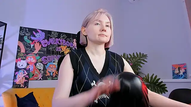 ReiYosimoto online show from 15, 2, 2025